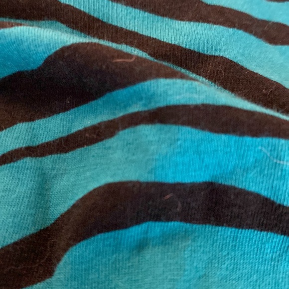 Route 66 animal print 3 button top size 1X - Picture 9 of 10